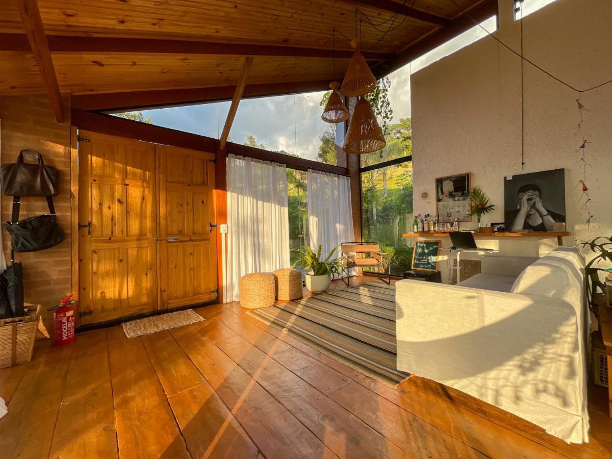 Casa Do Galgo Apartment Sao Bento do Sapucai Ngoại thất bức ảnh